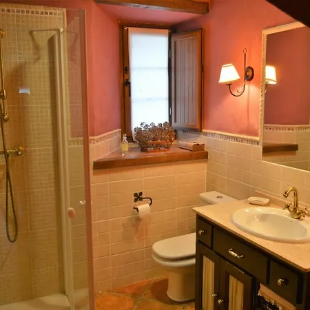 Casa Acogedora En Pueblo De Montana * Loma Somera